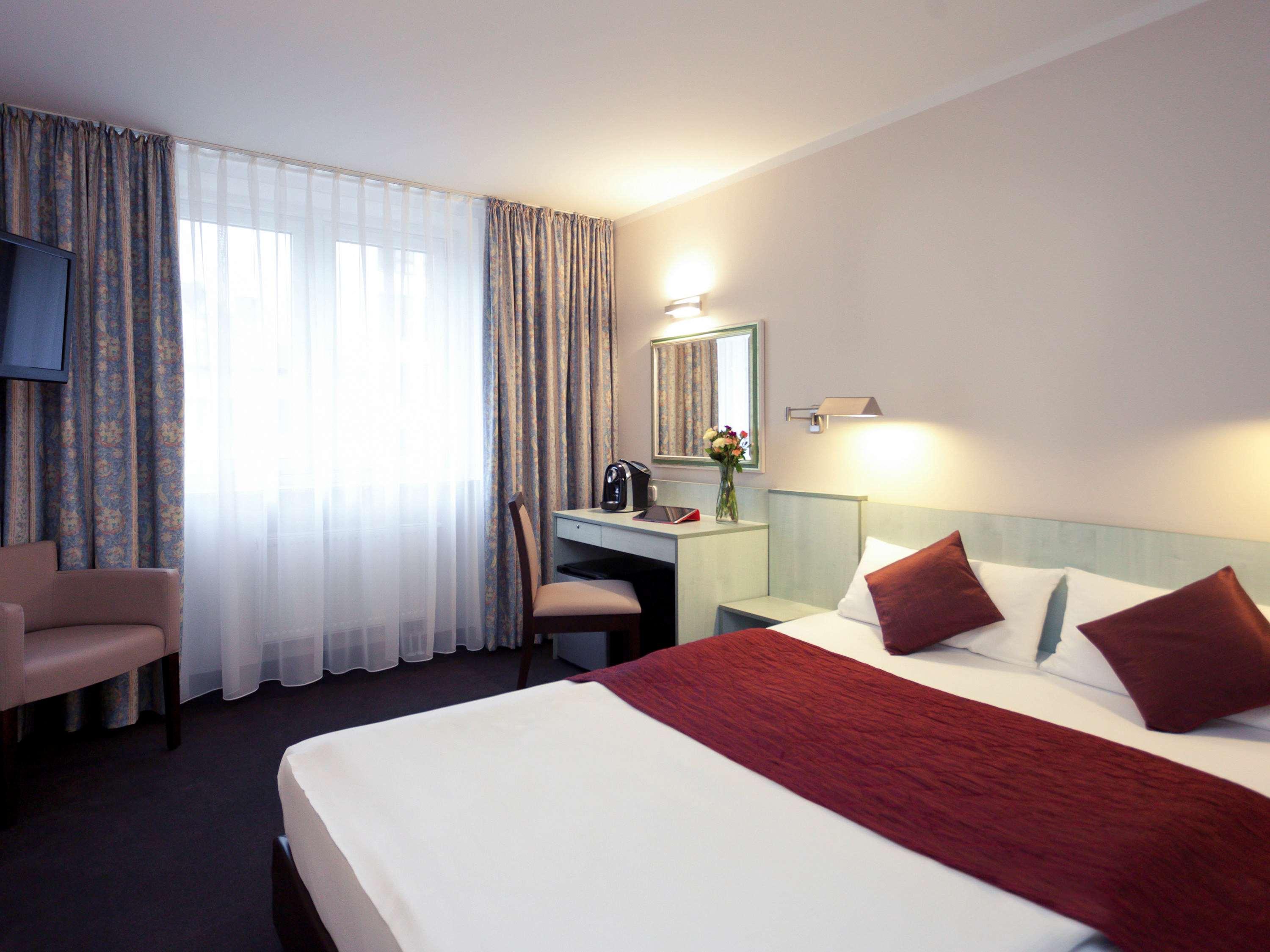 Mercure Frankfurt City Messe Fráncfort del Meno Exterior foto