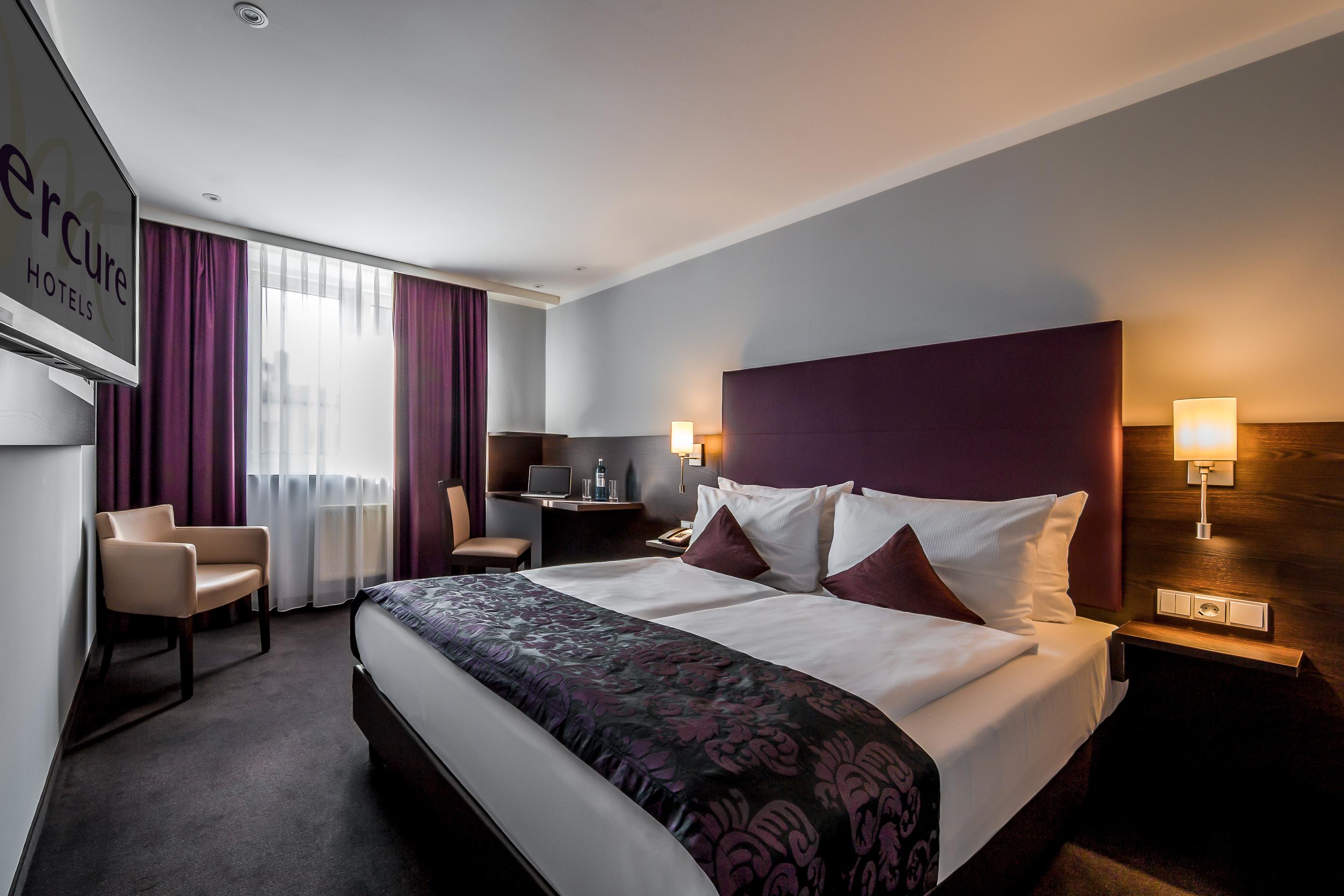 Mercure Frankfurt City Messe Fráncfort del Meno Exterior foto